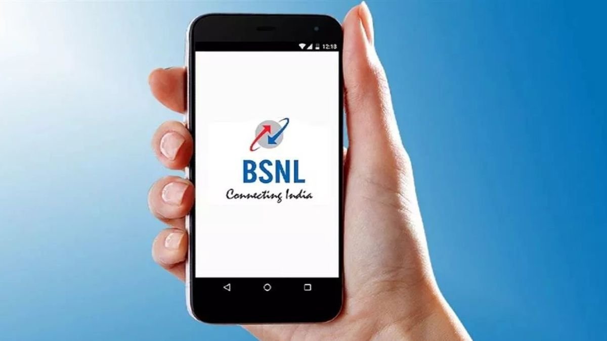 BSNL के 300 दिन वाले प्लान ने निजी कंपनियों की उड़ाई नींद, कीमत कम और हर दिन 2GB डेटा